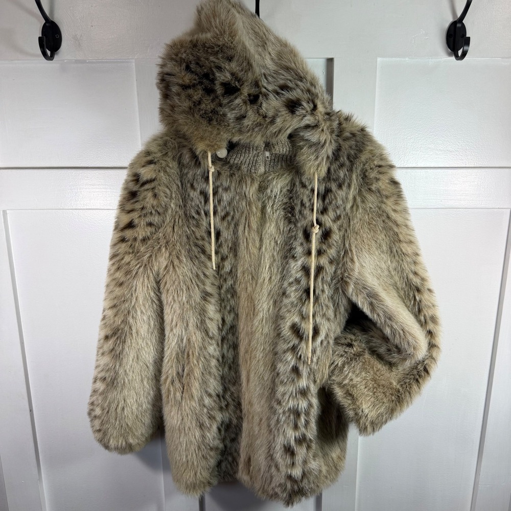 USA Monterey Fashions Vintage Faux Snow Leopard Mid-Length Fur Coat Hooded